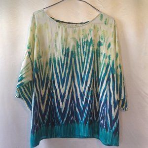 Colorful Scoop Neck Blouse with 3/4 Sleeves